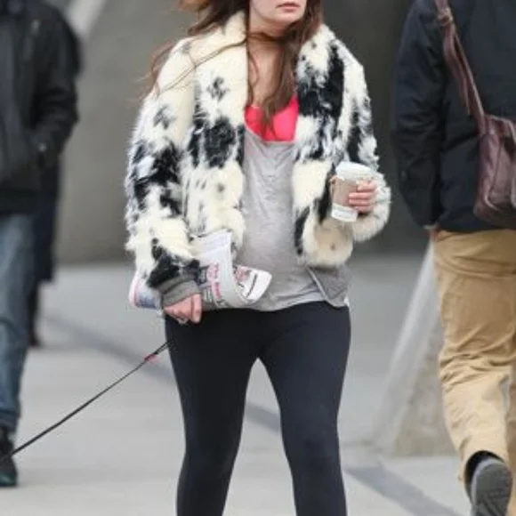 Topshop Vintage Black And White Faux Fur Coat Excellent Condition Size 4 - Picture 6 of 8